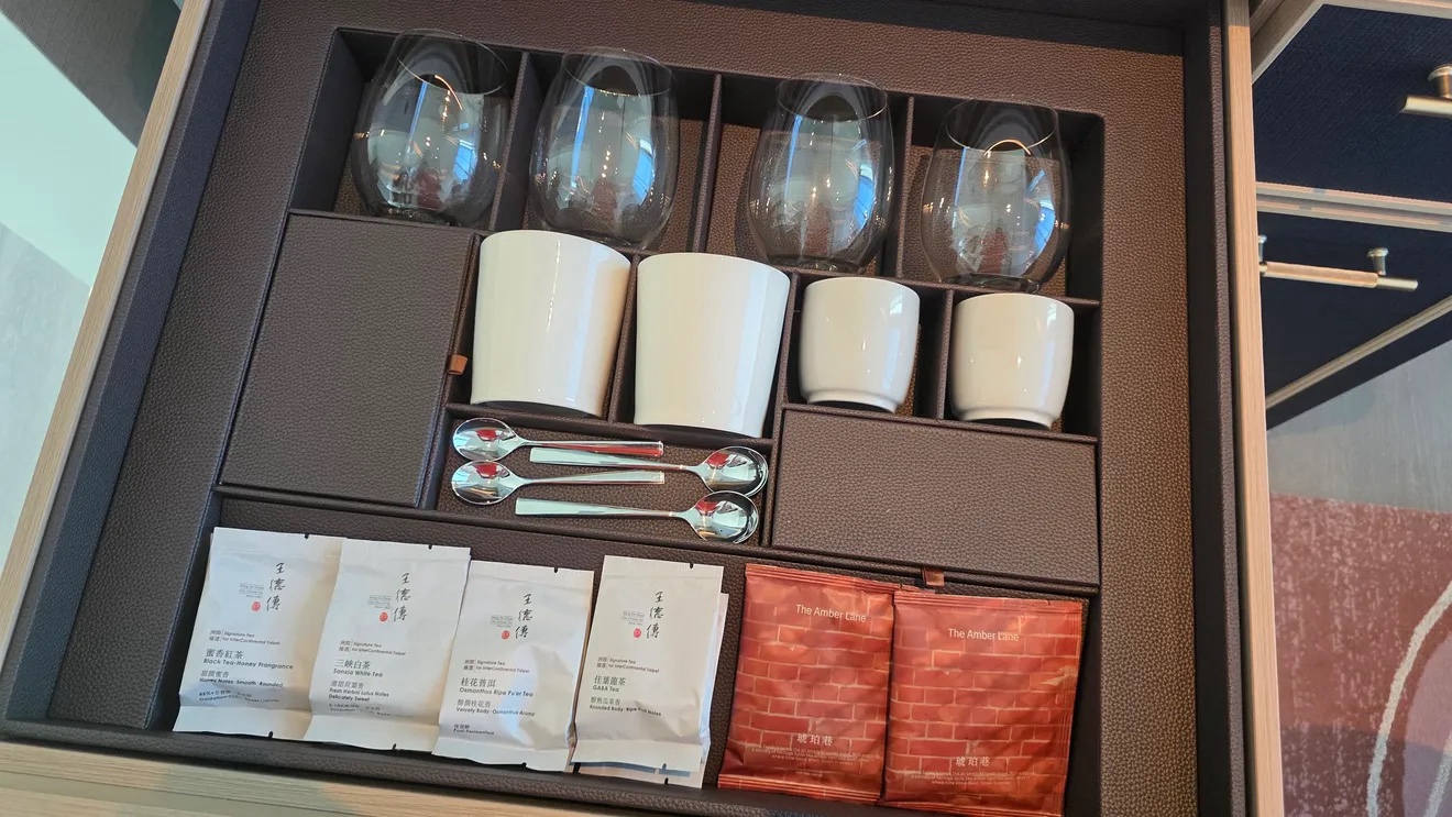 Tea tray