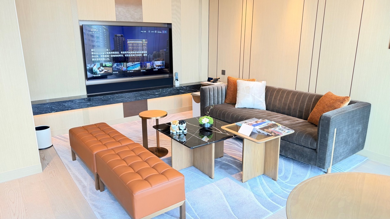テレビ壁とIHGウェルカム画面