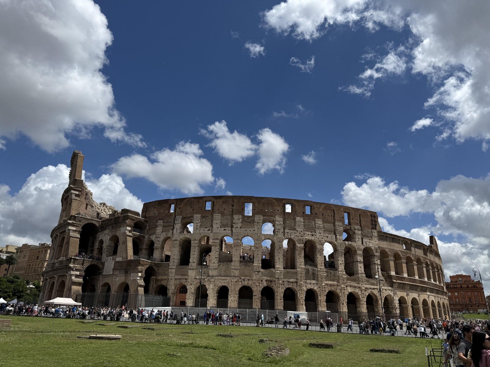 古代ローマの一日：コロッセオ、フォロ・ロマーノ、パラティーノの丘